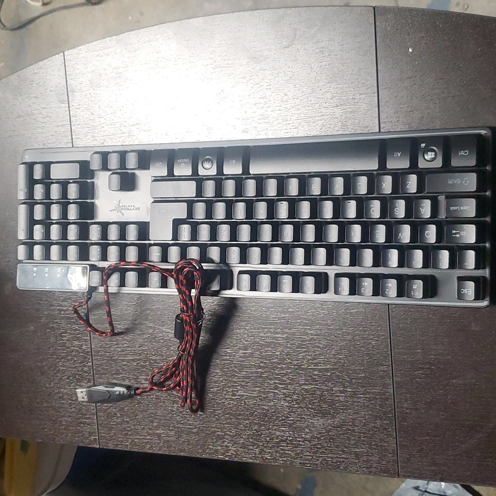 Gaming Keyboard with Mouse
